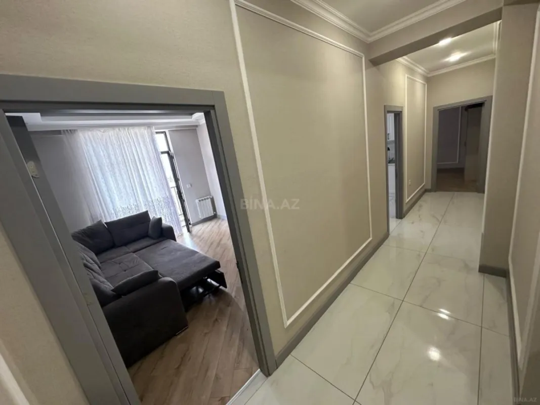 Satılır 2 otaqlı mənzil 82 m²