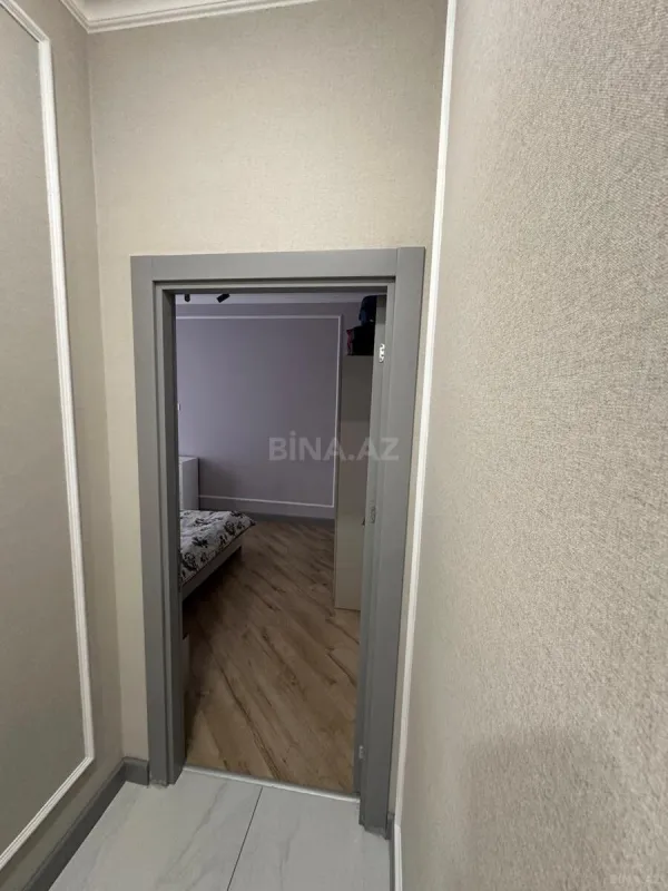 Satılır 2 otaqlı mənzil 82 m²