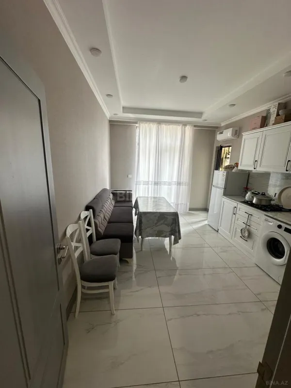 Satılır 2 otaqlı mənzil 82 m²