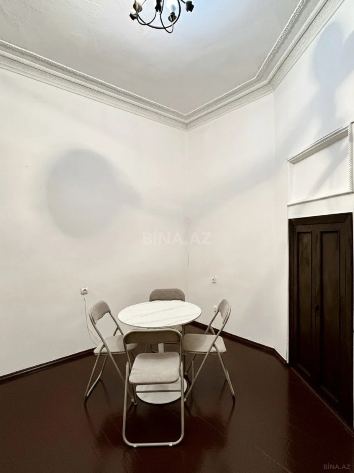 Kirayə verilir obyekt 160 m²