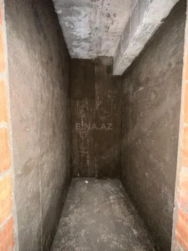 Satılır 2 otaqlı mənzil 70 m²