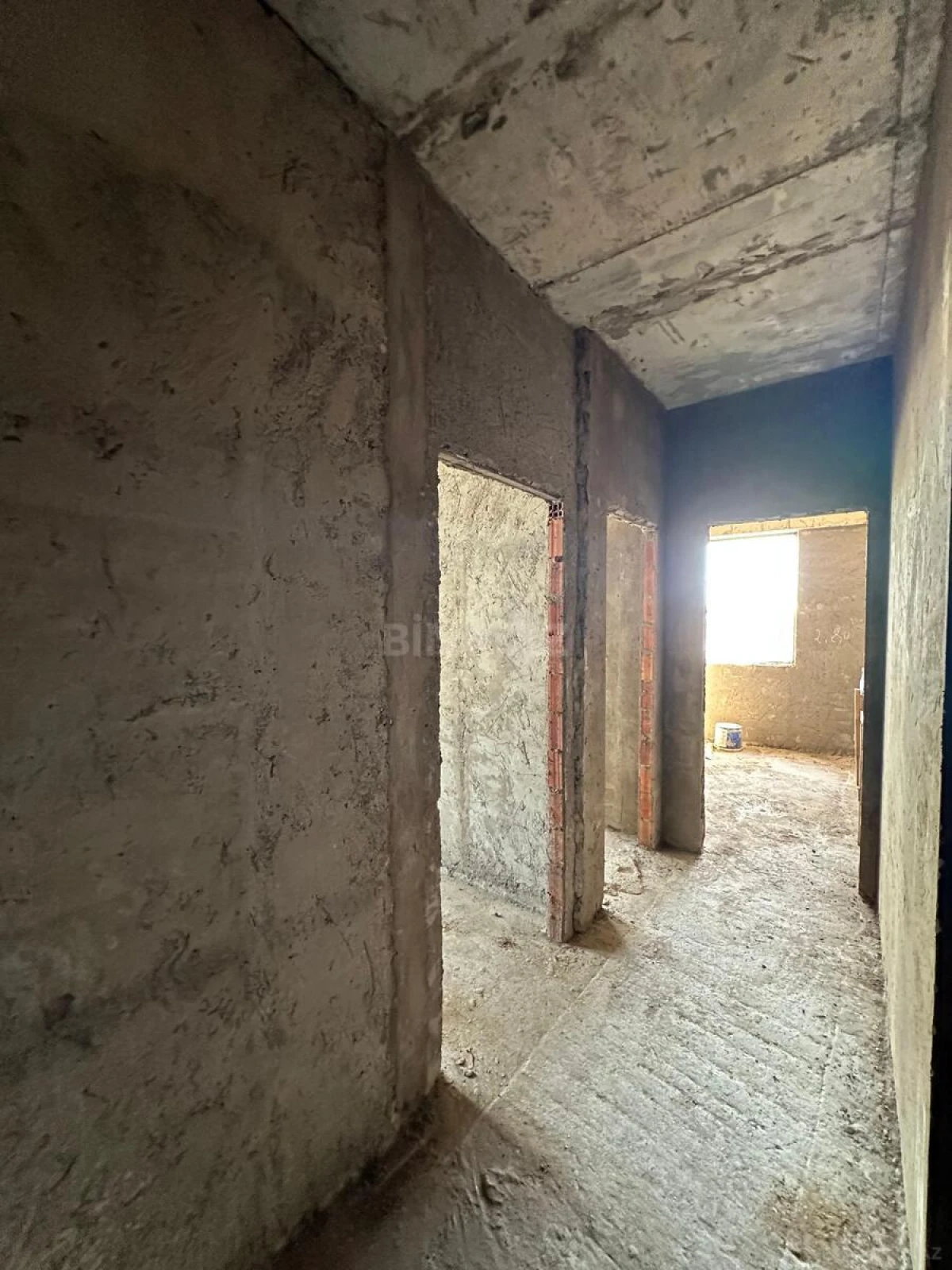 Satılır 2 otaqlı mənzil 70 m²