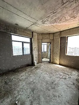 Satılır 2 otaqlı mənzil 70 m²