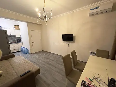 Kirayə verilir 2 otaqlı mənzil 60 m²