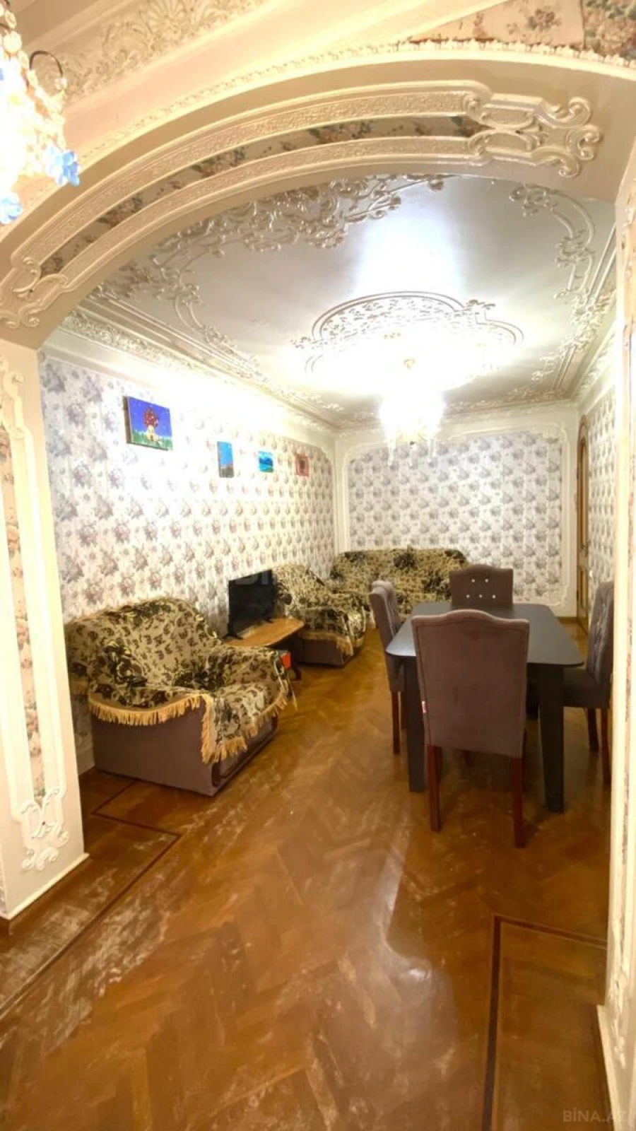 Kirayə verilir 2 otaqlı mənzil 60 m²