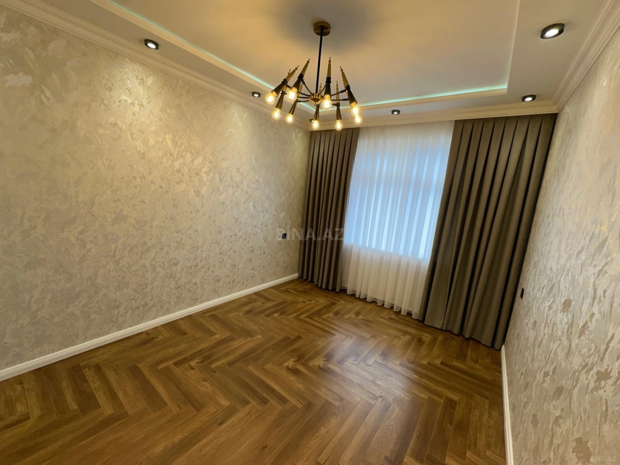 Satılır 3 otaqlı mənzil 80 m²