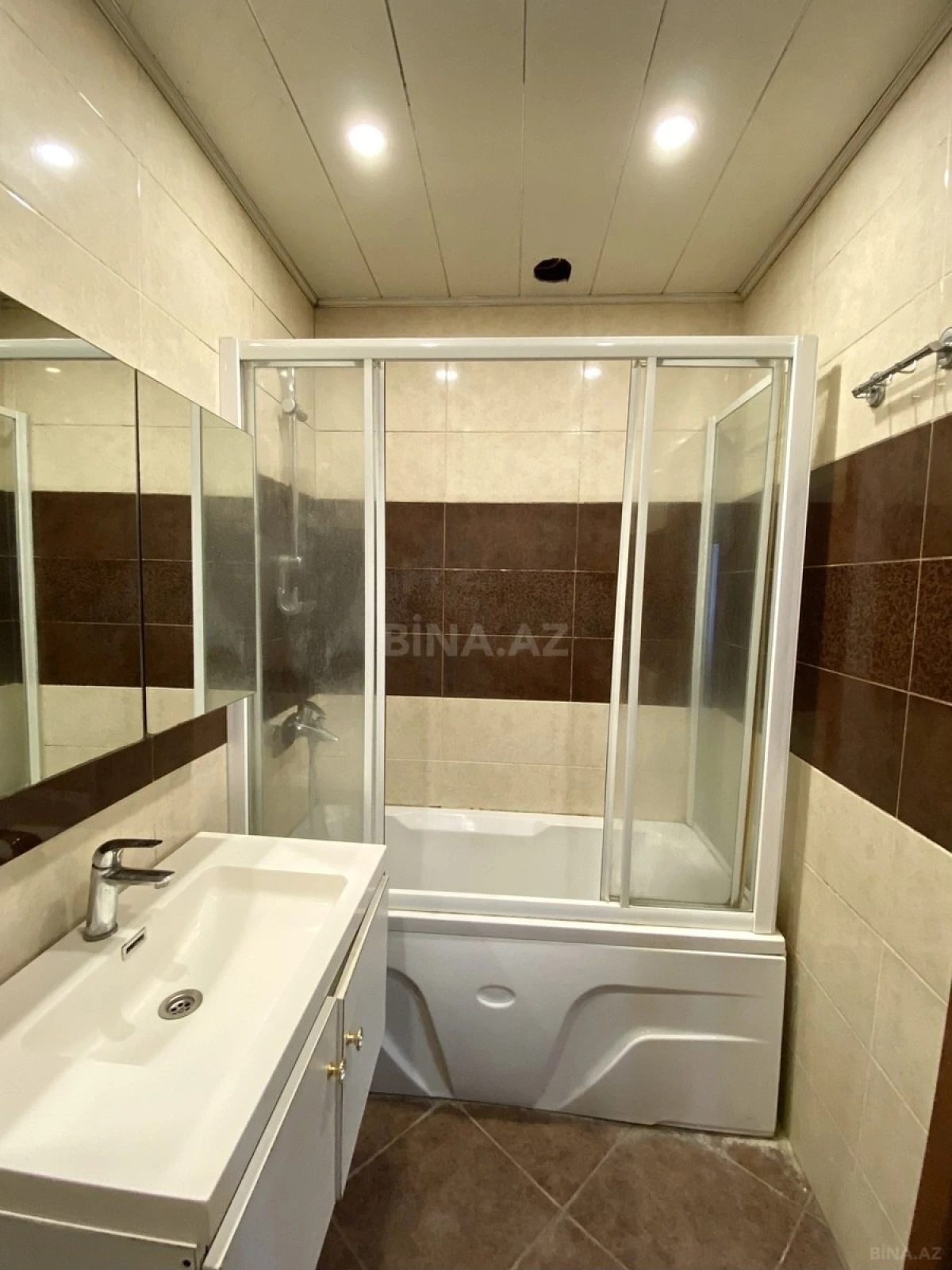 Kirayə verilir 3 otaqlı mənzil 120 m²