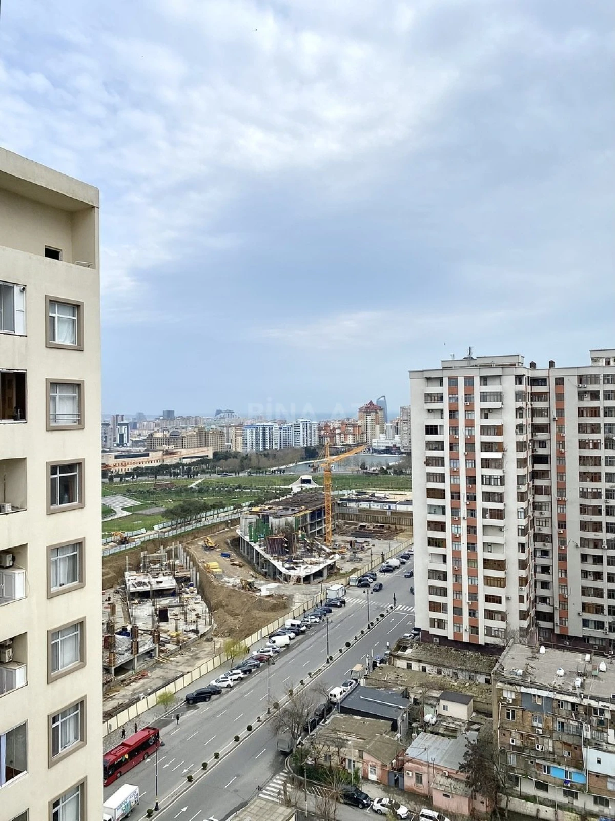 Kirayə verilir 3 otaqlı mənzil 120 m²