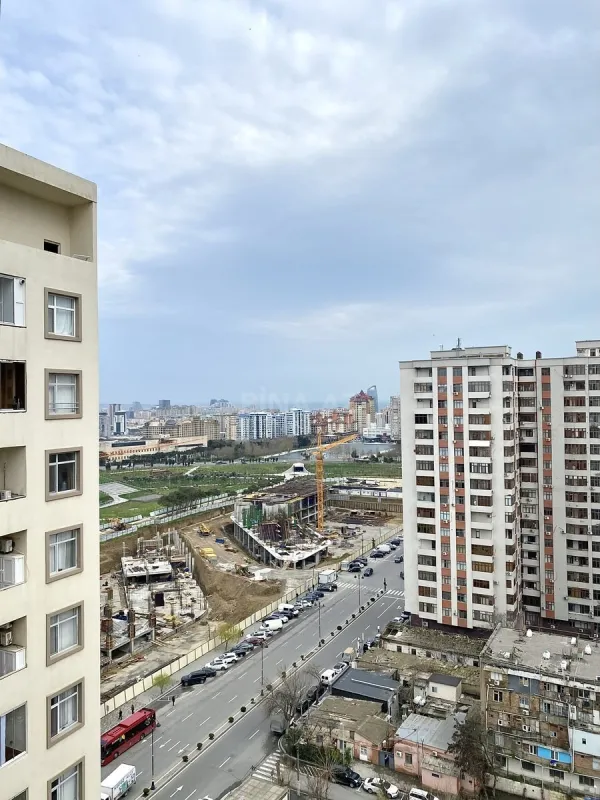 Kirayə verilir 3 otaqlı mənzil 120 m²