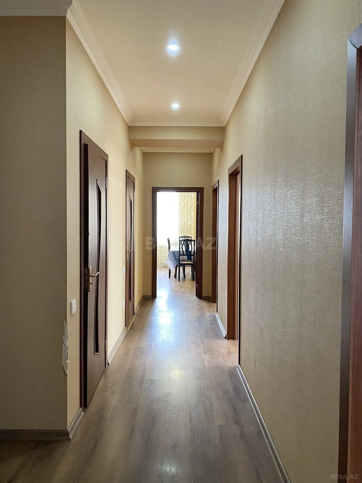 Kirayə verilir 3 otaqlı mənzil 120 m²