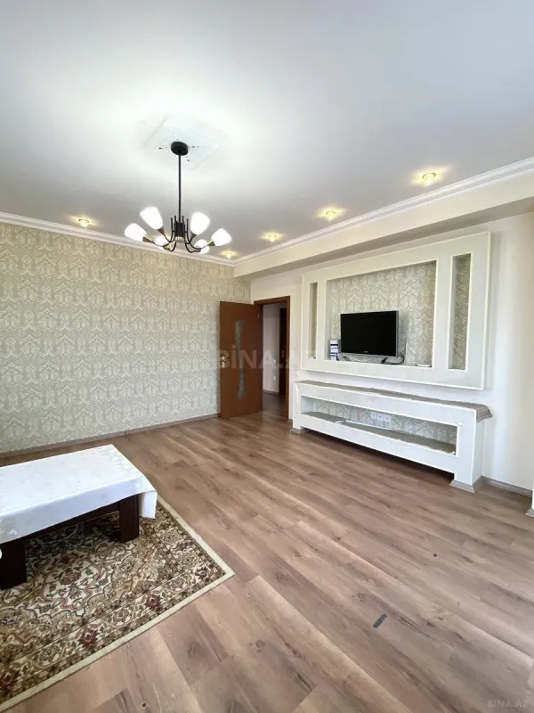 Kirayə verilir 3 otaqlı mənzil 120 m²