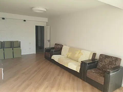 Satılır 2 otaqlı mənzil 71 m²