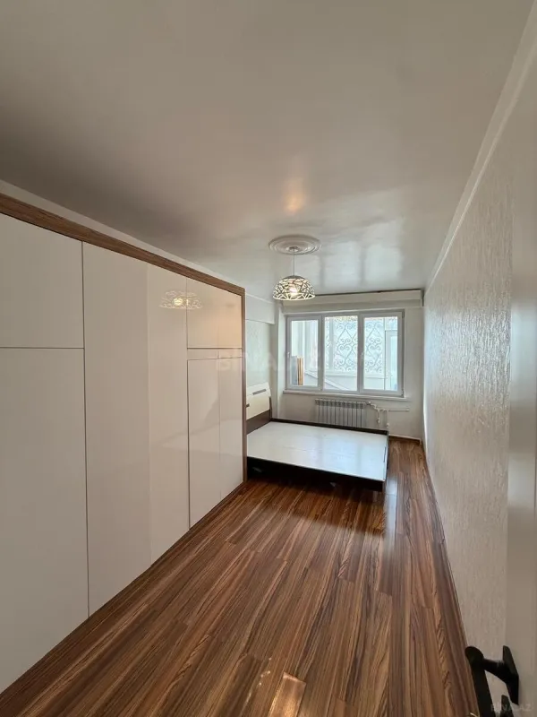 Satılır 2 otaqlı mənzil 71 m²