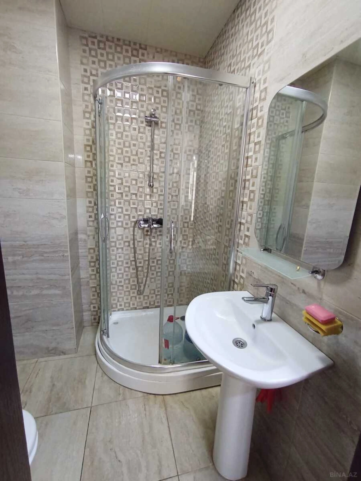 Kirayə verilir 1 otaqlı mənzil 31 m²