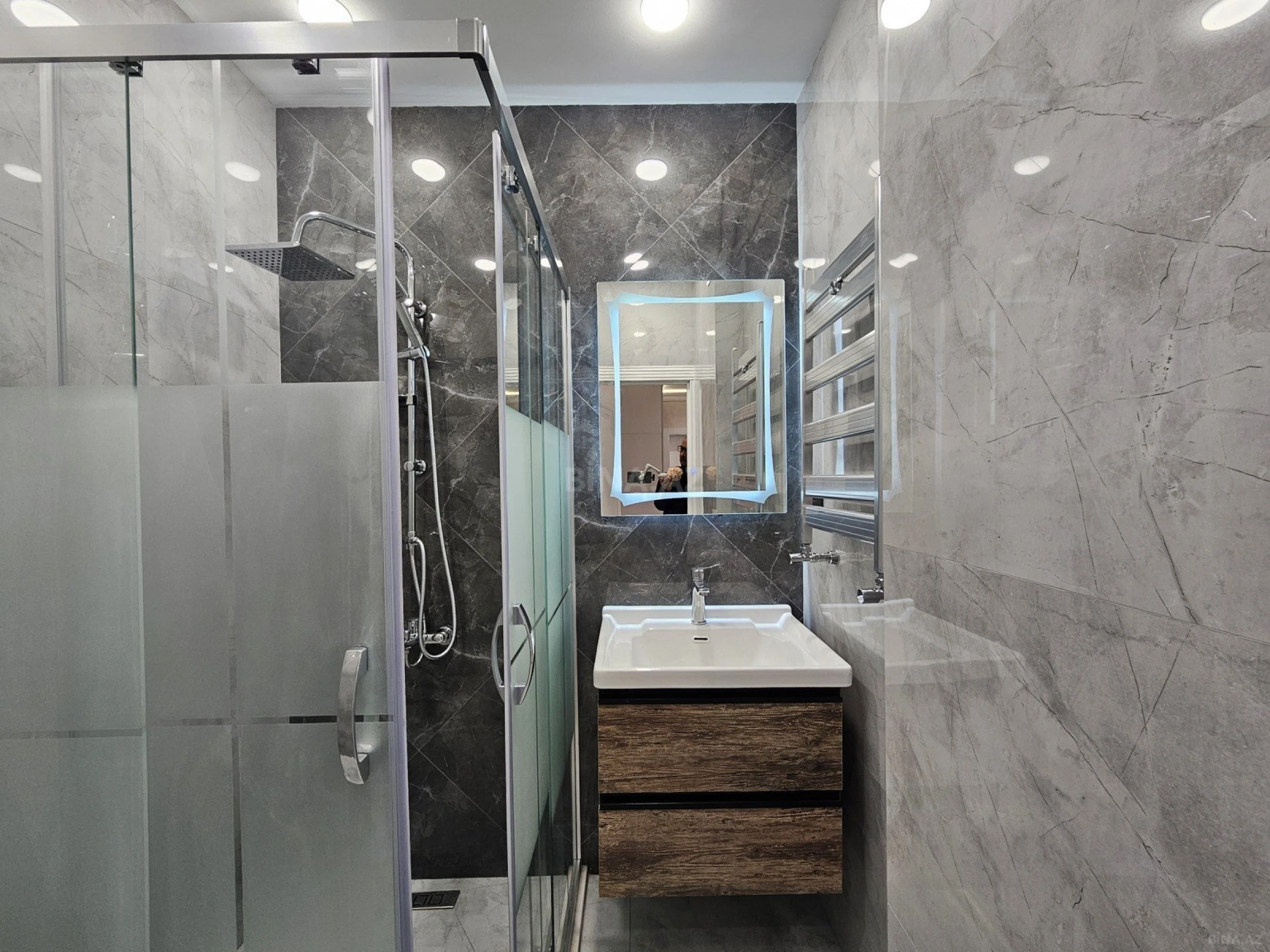 Satılır 3 otaqlı mənzil 80 m²