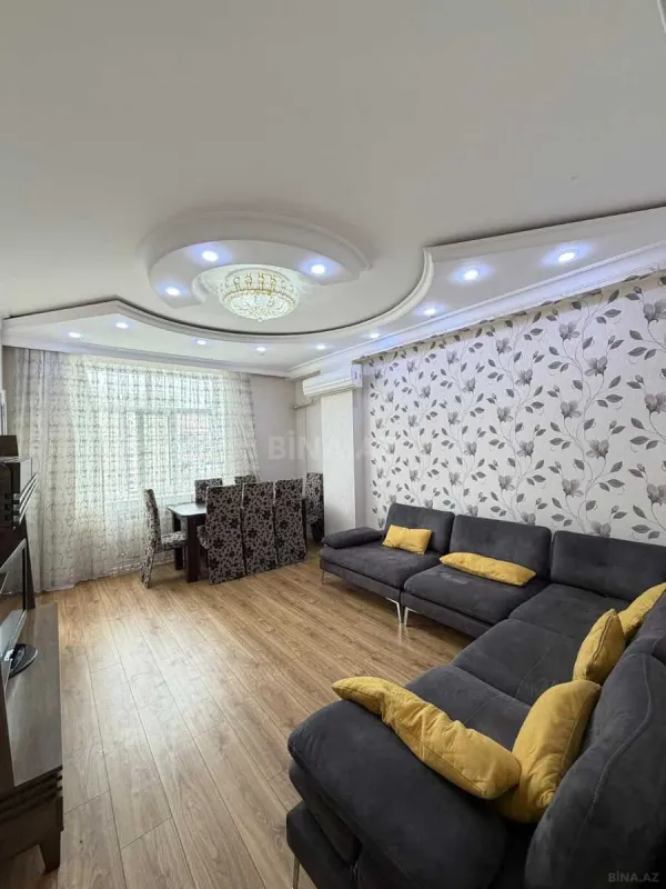 Satılır 3 otaqlı mənzil 106 m²