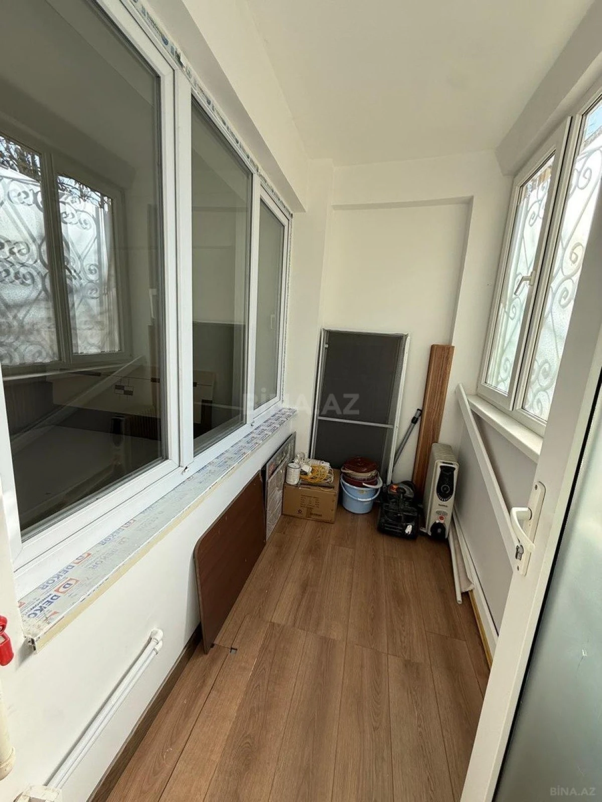 Satılır 2 otaqlı mənzil 71 m²