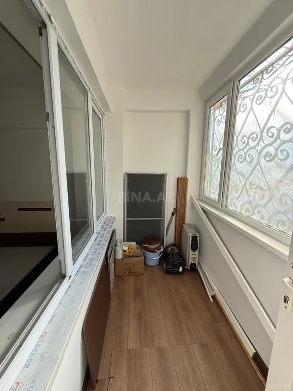 Satılır 2 otaqlı mənzil 71 m²