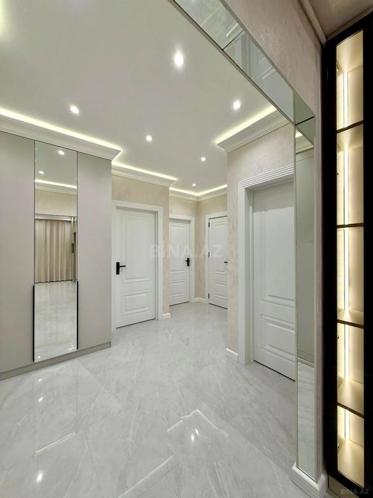 Satılır 3 otaqlı mənzil 65 m²