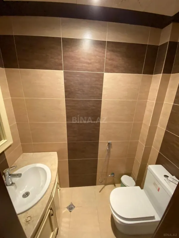 Kirayə verilir 4 otaqlı mənzil 160 m²