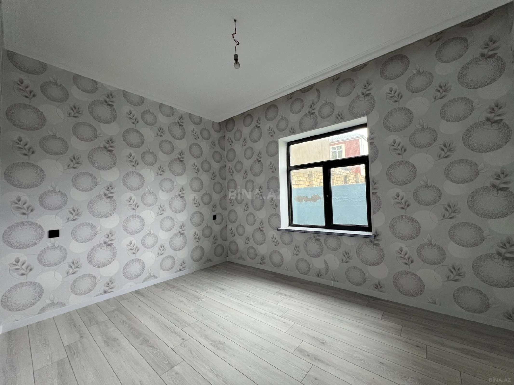 Satılır 4 otaqlı həyət evi 140 m²