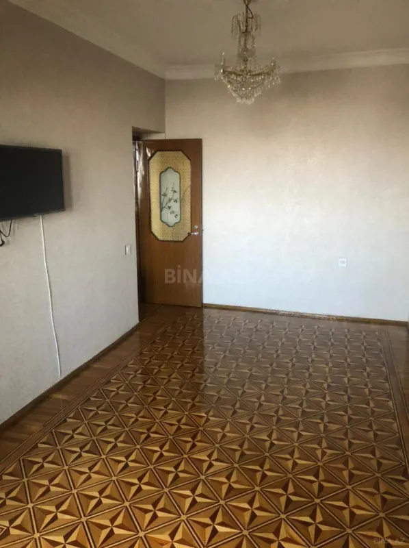 Kirayə verilir 3 otaqlı mənzil 65 m²