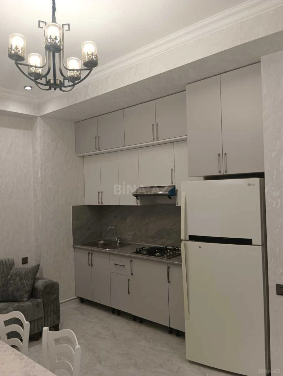 Kirayə verilir 3 otaqlı mənzil 66 m²