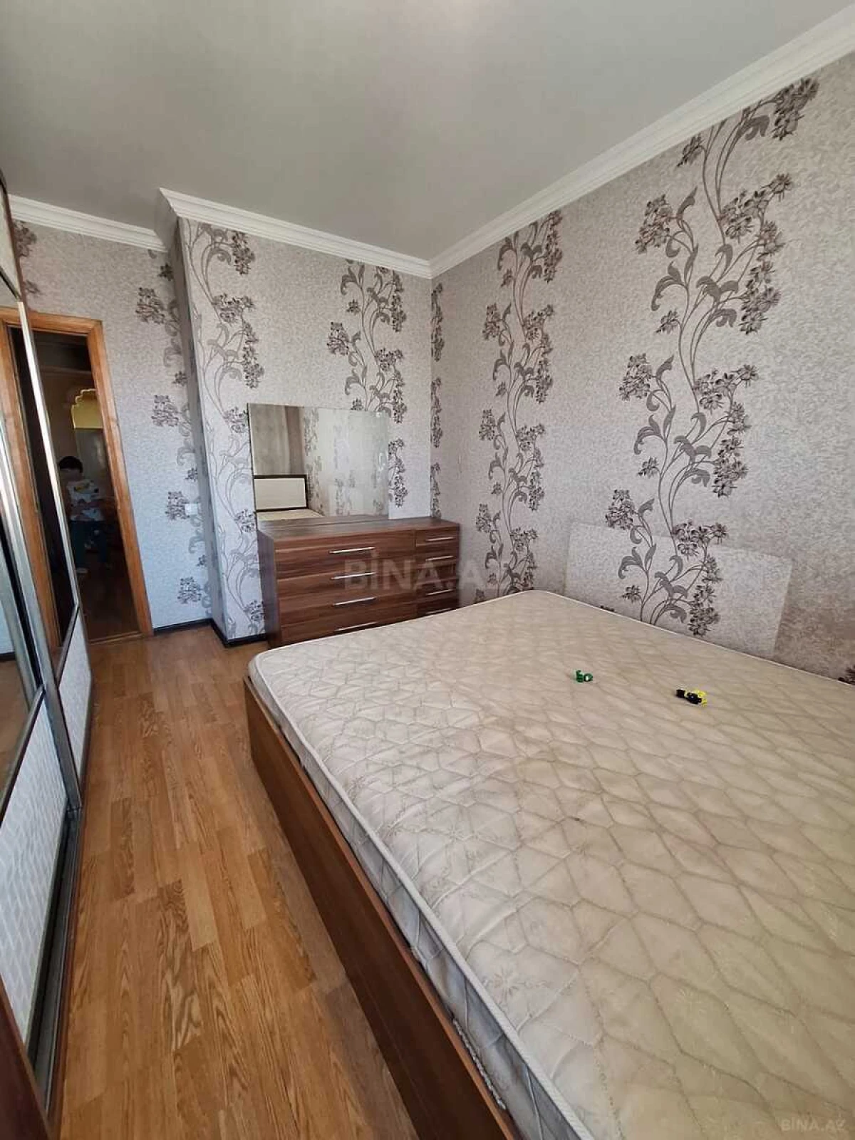 Kirayə verilir 2 otaqlı mənzil 65 m²