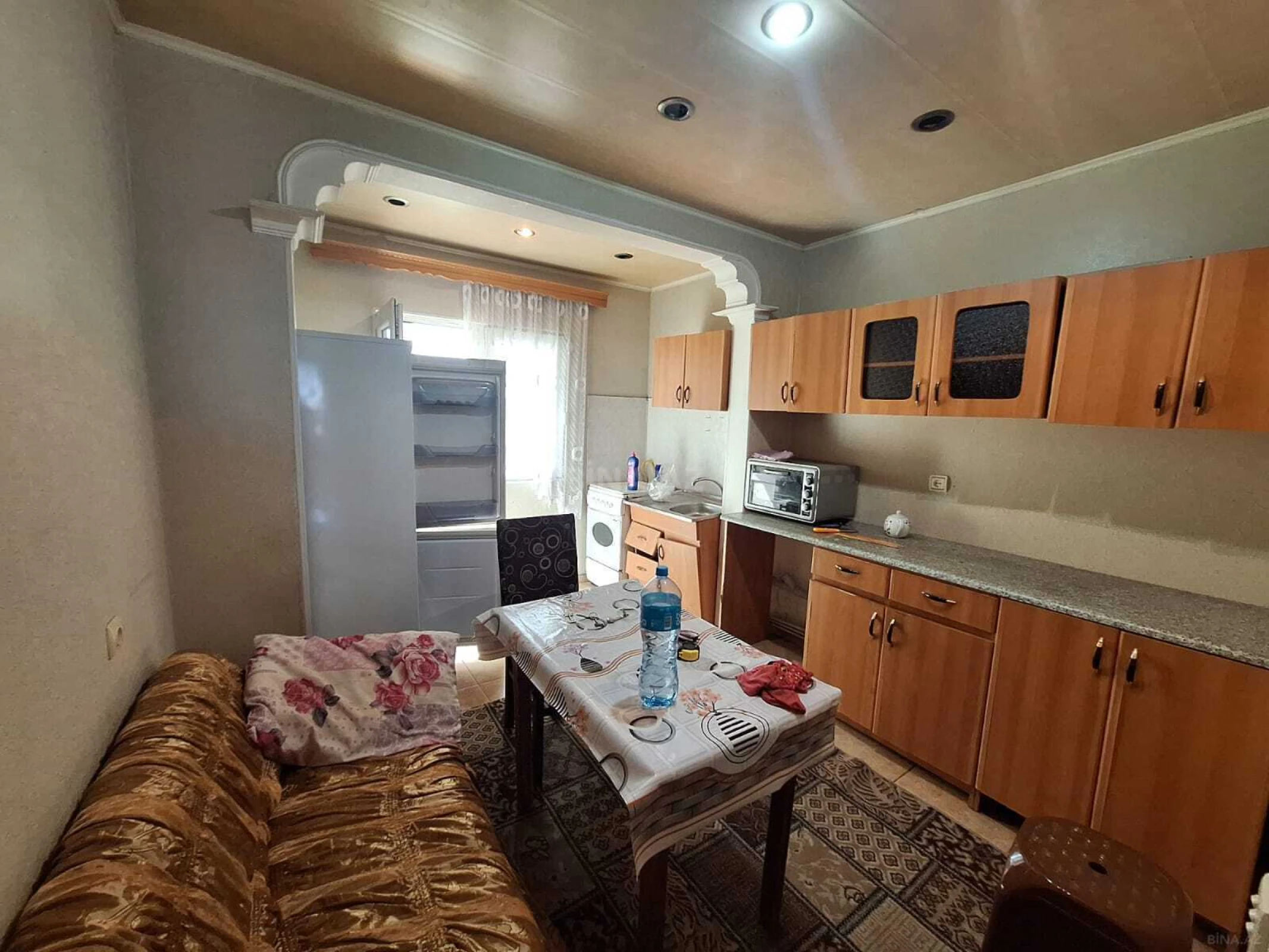Kirayə verilir 2 otaqlı mənzil 65 m²