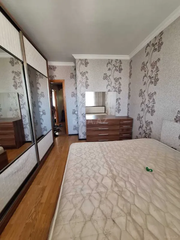 Kirayə verilir 2 otaqlı mənzil 65 m²