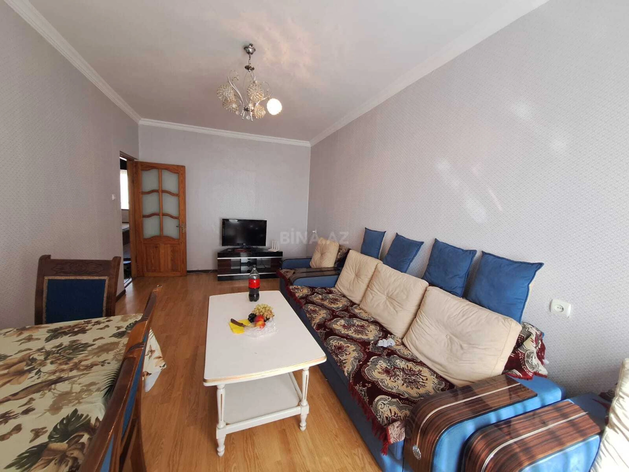 Kirayə verilir 2 otaqlı mənzil 65 m²