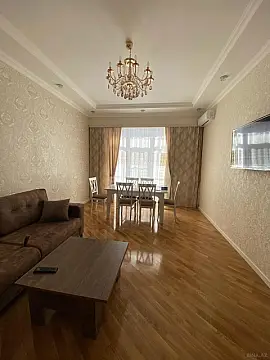 Kirayə verilir 2 otaqlı mənzil 60 m²