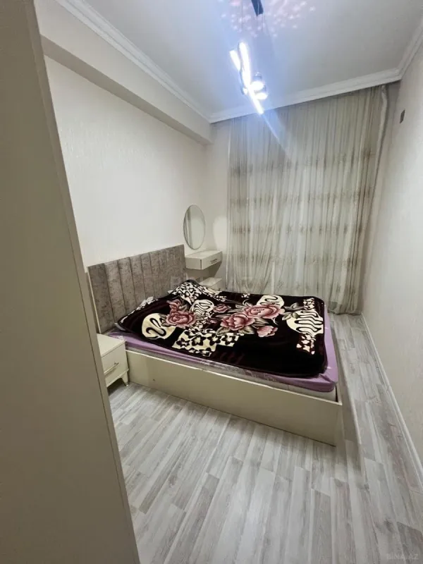 Kirayə verilir 2 otaqlı mənzil 50 m²