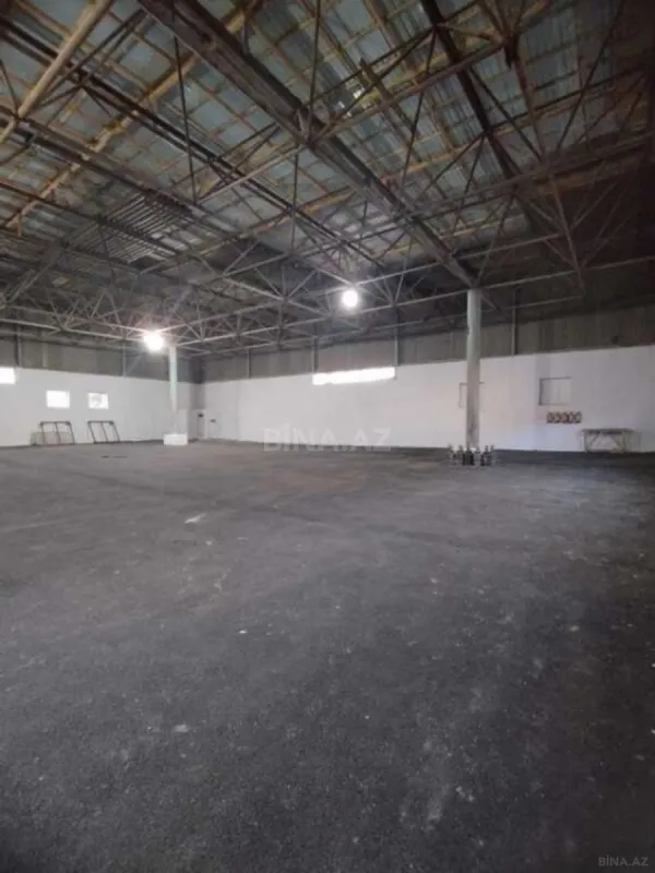 Satılır obyekt 978.3 m²