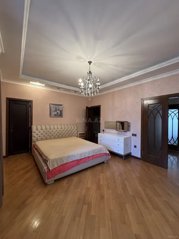 Kirayə verilir 3 otaqlı mənzil 150 m²
