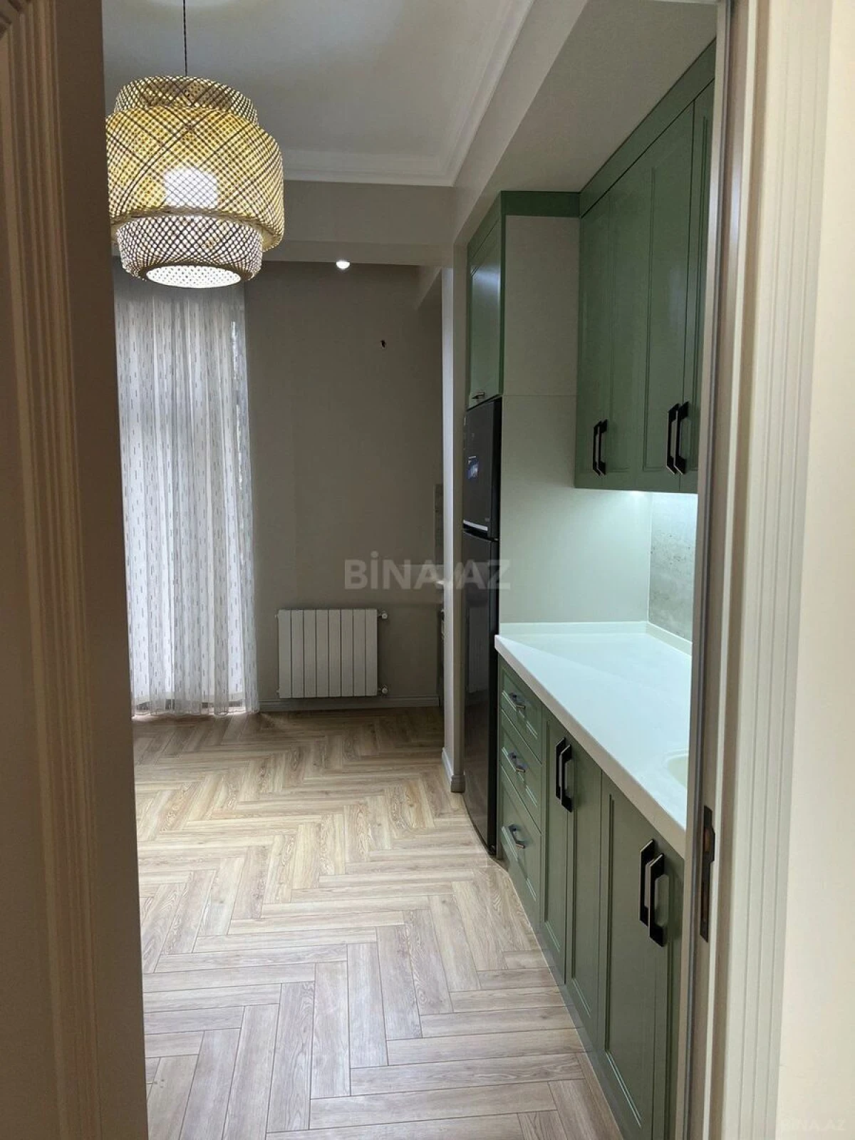 Satılır 2 otaqlı mənzil 77 m²