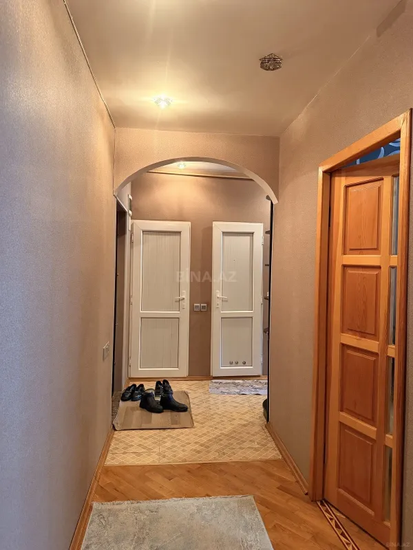 Satılır 2 otaqlı mənzil 70 m²