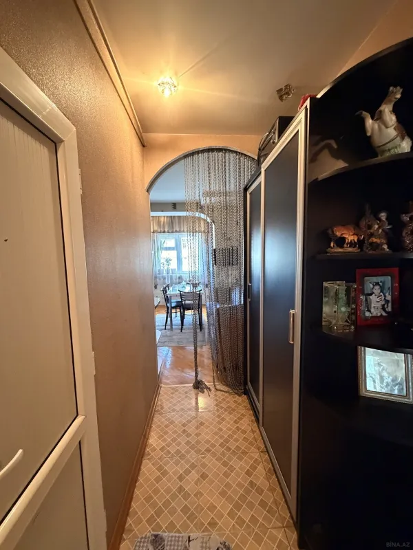 Satılır 2 otaqlı mənzil 70 m²