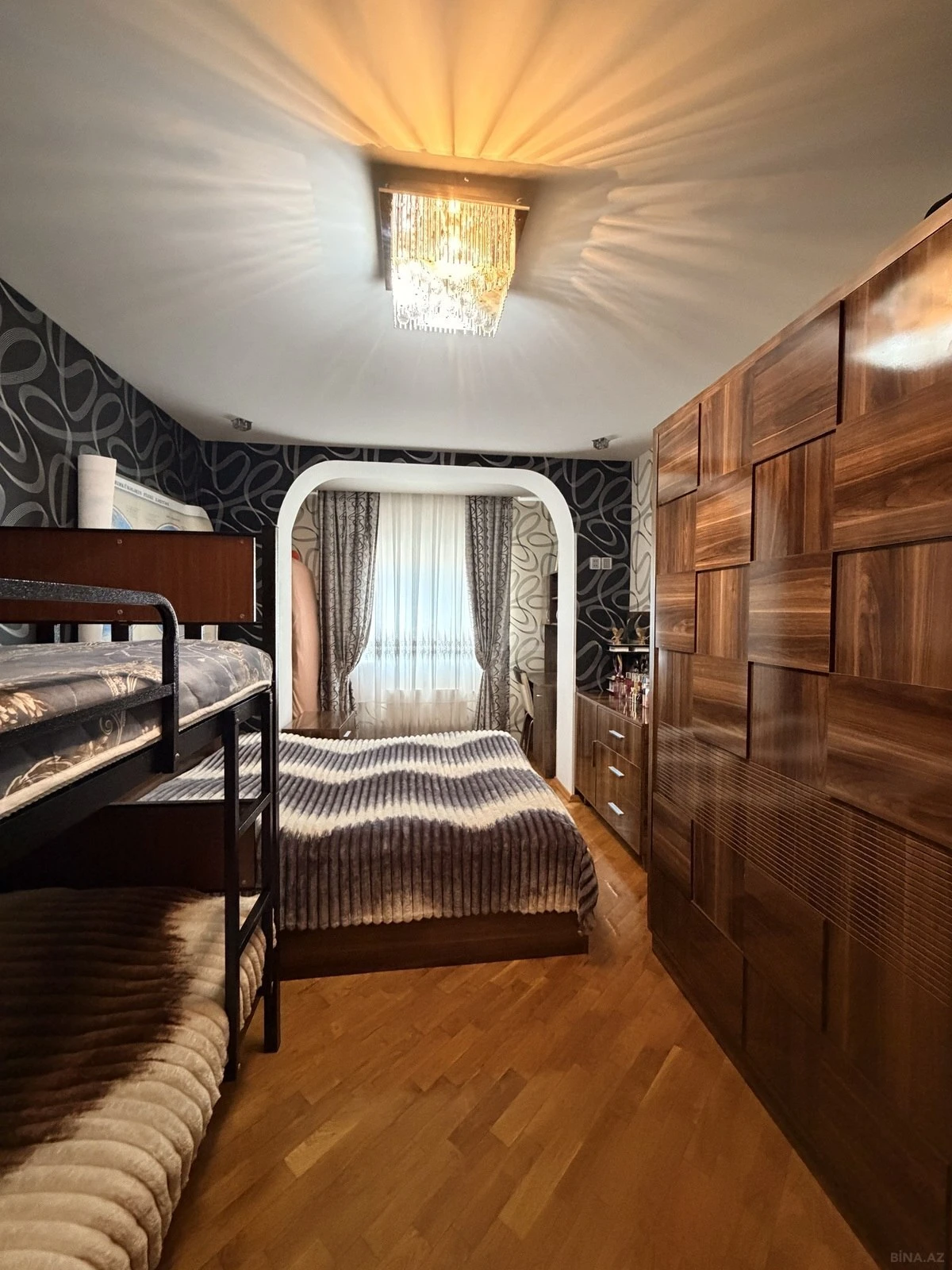 Satılır 2 otaqlı mənzil 70 m²