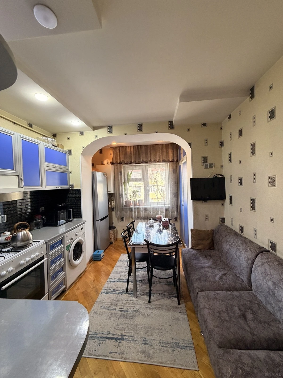 Satılır 2 otaqlı mənzil 70 m²