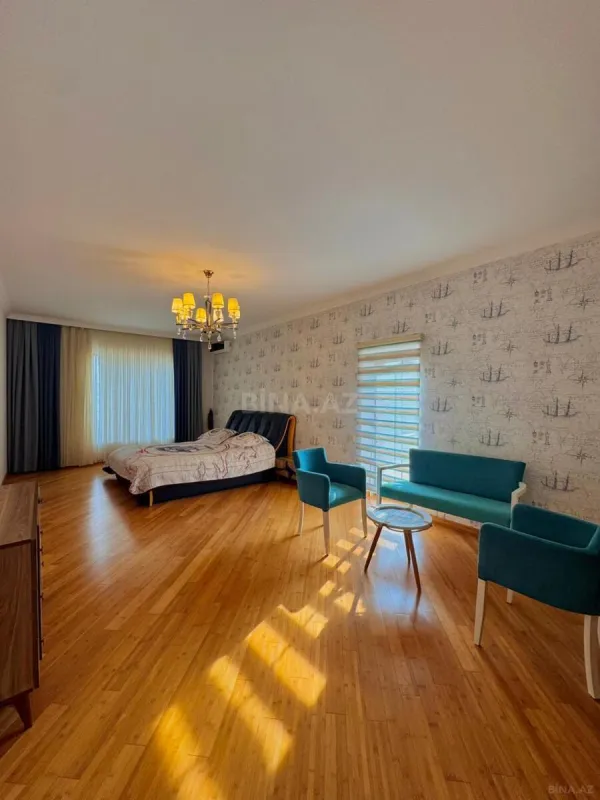Satılır 6 otaqlı həyət evi 500 m²