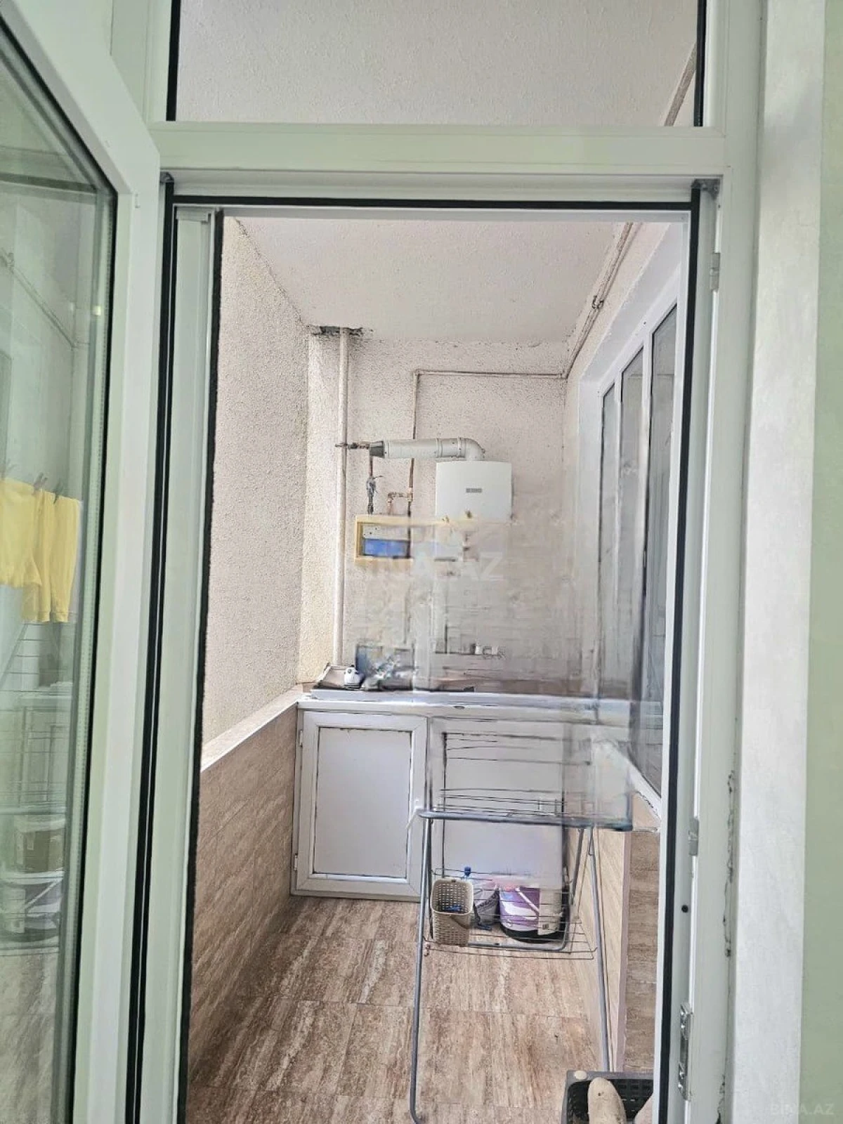 Satılır 2 otaqlı mənzil 90 m²