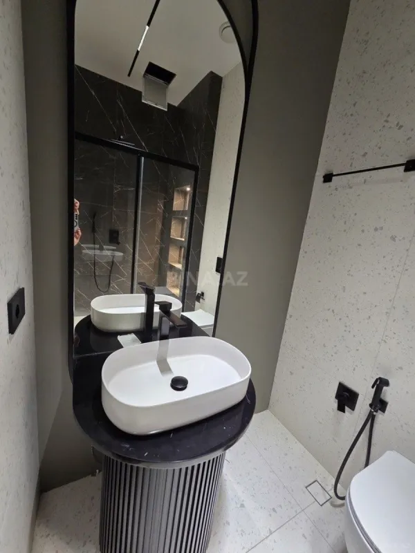 Kirayə verilir 3 otaqlı mənzil 110 m²