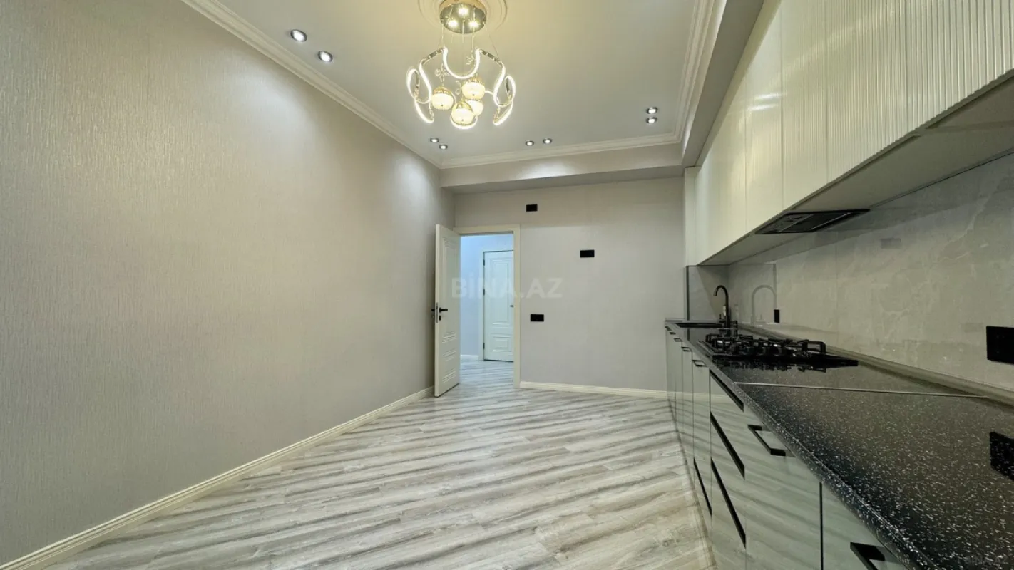 Satılır 3 otaqlı mənzil 106 m²