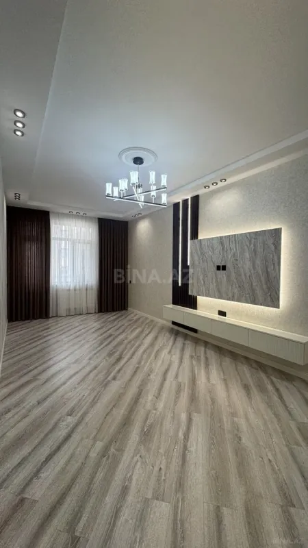 Satılır 3 otaqlı mənzil 106 m²