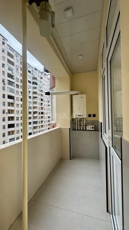 Satılır 3 otaqlı mənzil 106 m²