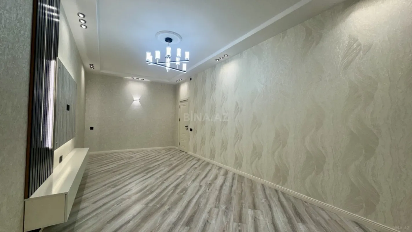 Satılır 3 otaqlı mənzil 106 m²