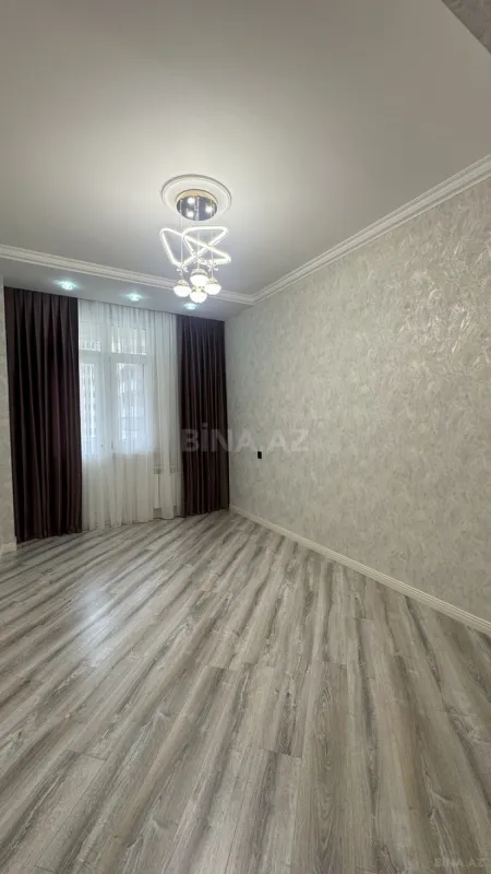 Satılır 3 otaqlı mənzil 106 m²
