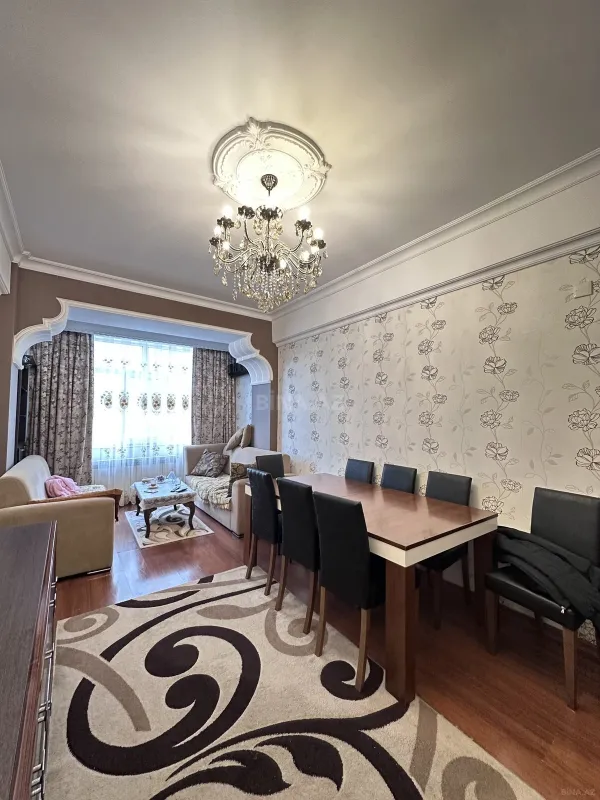 Satılır 2 otaqlı mənzil 65 m²