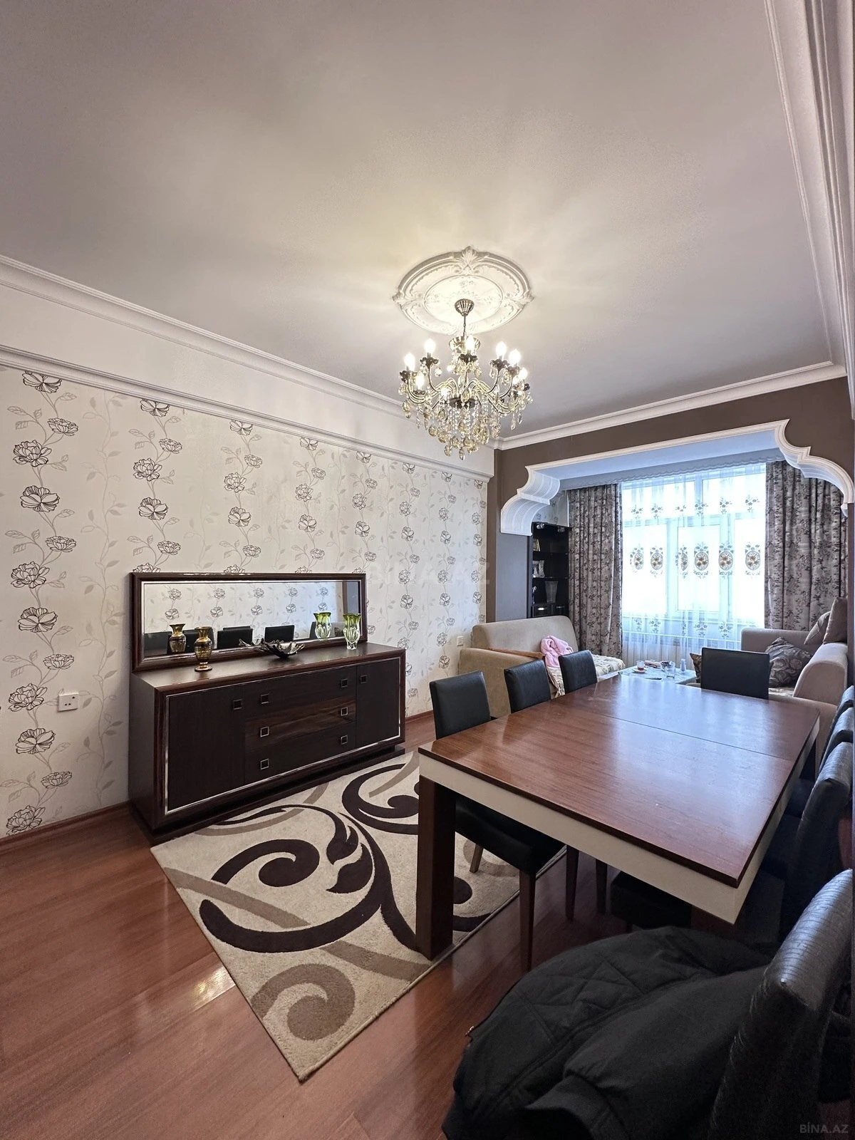 Satılır 2 otaqlı mənzil 65 m²